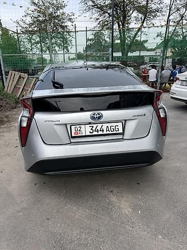 corolla spacio: Toyota Prius: 2019 г., Гибрид, Хэтчбэк — 2
