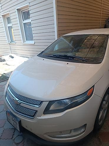 chevrolet onyx: Chevrolet Volt: 2013 г., 1.4 л, Автомат, Гибрид, Хэтчбэк — 2