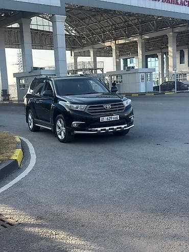 Унаа сатуу: Toyota Highlander: 2011 г., Автомат, Бензин, Кроссовер — 1