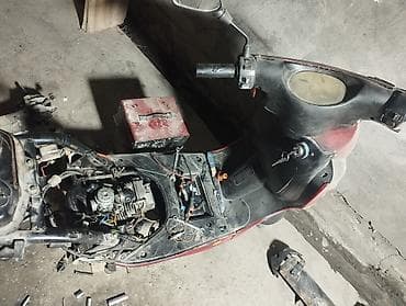 ducati scrambler купить: 50 куб. см, Бензин — 3