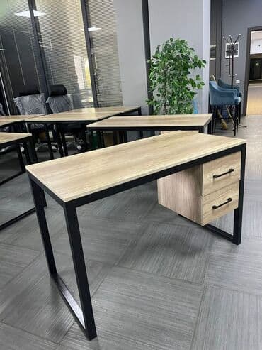 офисный столы: Столы офисные с тумбочкой
Офисные столы с тумбочкой в наличии — 3