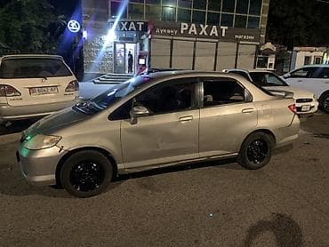 Honda Fit: 2003 г., 1.5 л — 2