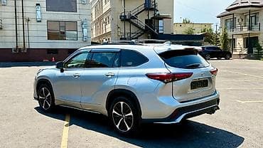 byd e9 2021: Toyota Highlander: 2021 г., 3.5 л, Автомат, Бензин, Внедорожник — 3