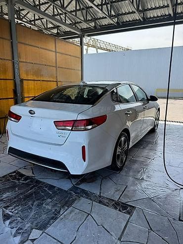 домкрат 210: Kia Optima: 2019 г., 2 л, Автомат, Гибрид, Седан — 2