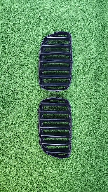 m3 e46: Решётки ноздрейи Е53 рест Чёрные Год 2005 В отличном состоянии, очень — 2