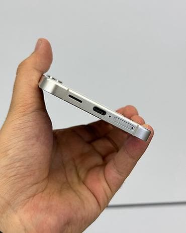 samsung galaxy fold2: Samsung Galaxy S24+, Б/у, 256 ГБ, цвет - Белый, В рассрочку, 1 SIM, eSIM — 4
