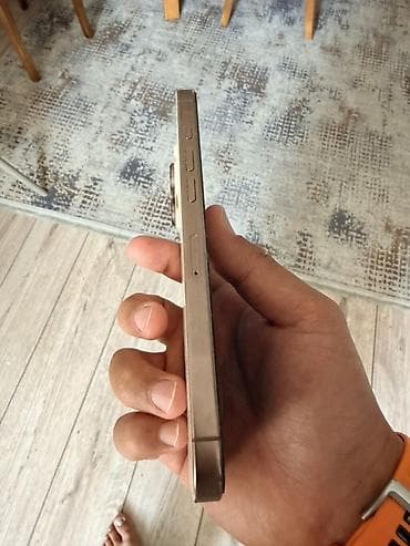 10 pro max: IPhone 16 Pro Max, Б/у, 512 ГБ, Natural Titanium, Зарядное устройство, Защитное стекло, Чехол, 93 % — 2