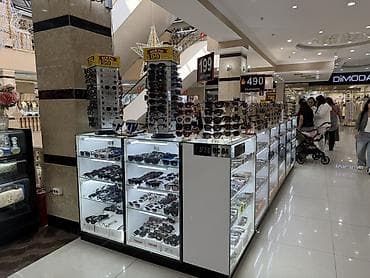 apple whatch: Витрины в аренду — ТЦ ГУМ, центр Бишкека Островок с оборудованием и — 2