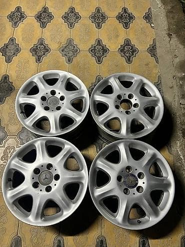 спринтер r16: Литые Диски R 16 Mercedes-Benz, Комплект, отверстий - 5, Б/у — 2