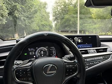 initial d: Lexus ES: 2020 г., Гибрид, Седан — 2