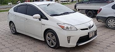 Унаа: Toyota Prius: 2013 г., 1.8 л, Автомат, Гибрид, Хетчбек — 1
