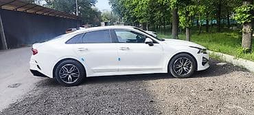 лобовых: Kia K5: 2021 г., 2 л, Автомат, Газ, Фастбек — 2