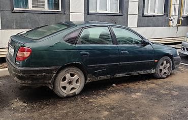 step 2: Toyota Avensis: 2002 г., 1.8 л, Автомат, Бензин, Хэтчбэк — 3