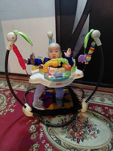 лег: Прыгунки‑центровка Fisher‑Price с музыкальными и световыми эффектами — 1