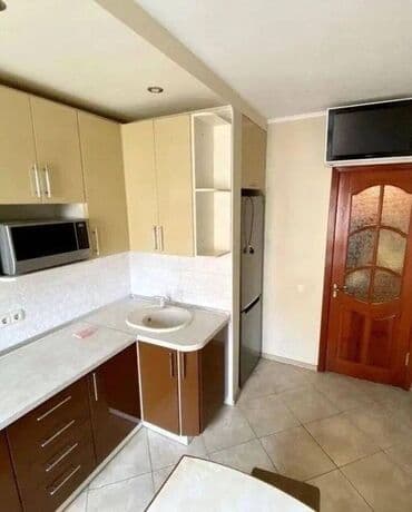 квартира в бишкеке долгосрочно: 1 бөлмө, Кыймылсыз мүлк агенттиги, Чогуу жашоосу жок, Толугу менен эмереги бар — 3