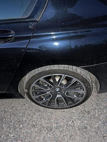 монитор с камерой заднего вида: BMW 7 series: 2017 г., 3 л, Автомат, Бензин, Седан — 8