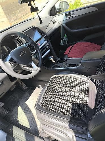 Продажа авто: Hyundai Sonata: 2020 г., 2 л, Автомат, Газ, Седан — 5