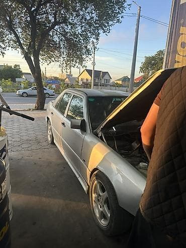 обшивка газ 53: Mercedes-Benz W124: 1993 г., 5 л, Автомат, Газ, Седан — 5