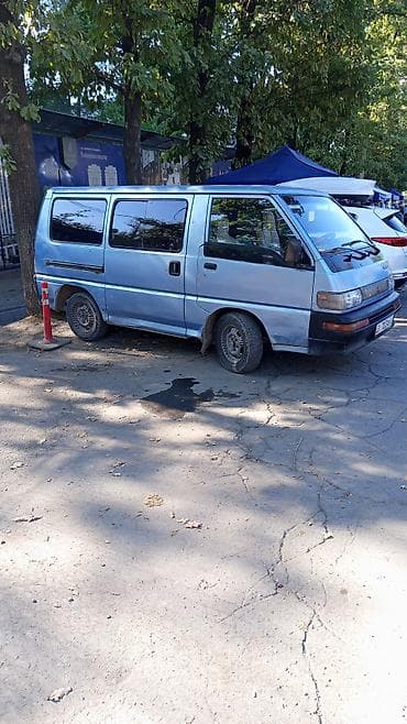 митсуби делика: Mitsubishi L300: 1994 г., 2 л, Механика, Бензин, Минивэн — 2