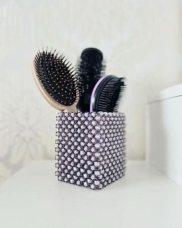 органайзер для зубной щетки и пасты: Органайзер-стакан в виде куба, сплетённый из декоративных — 3
