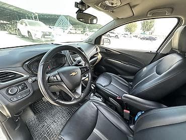 k3 2020: Chevrolet Spark: 2019 г., 1 л, Вариатор, Бензин, Хэтчбэк — 10