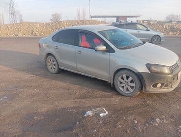 ход: Volkswagen Polo: 2012 г., Бензин, Седан — 1