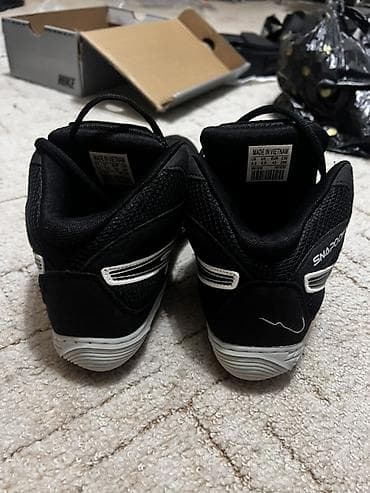 Мужская обувь: Мужские кроссовки, 43, Asics, Новый, цвет - Черный, Платная доставка — 4