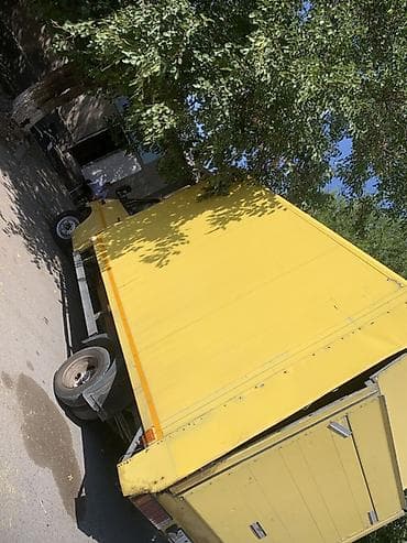 key maker: Грузовой фургон Mercedes-Benz Sprinter. Грузоперевозки мебели и разных — 1