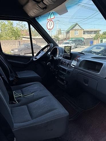 копот на спринтер: Mercedes-Benz Спринтер: 2000 г., 2.2 л, Механика, Дизель, Фургон — 8