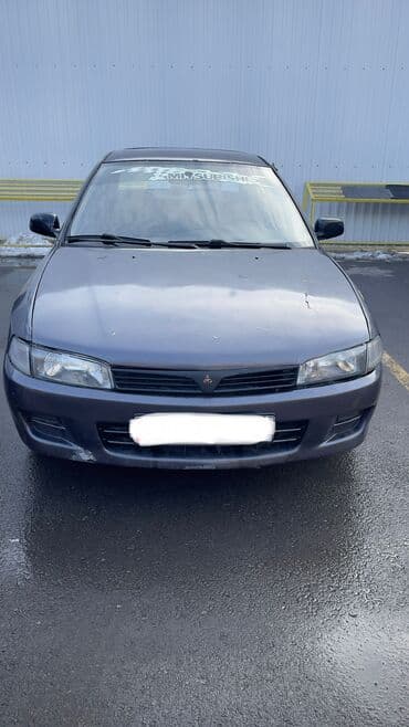 срочно в связи с переездом: Mitsubishi Lancer: 1996 г., 1.3 л, Механика, Бензин, Седан — 1