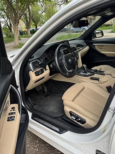 продаю мазда трибут: BMW 3 series: 2017 г., 2 л, Автомат, Бензин, Седан — 9