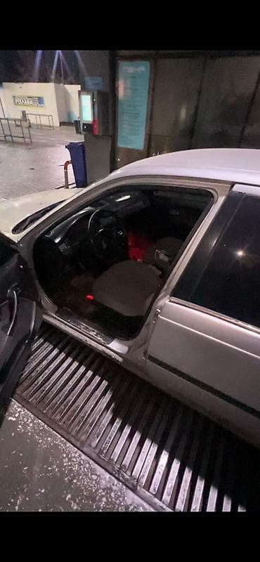 forester 2003: Honda Civic: 1998 г., 1.4 л, Автомат, Бензин, Седан — 3