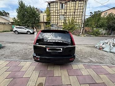 Honda Stream: 2003 г., Автомат, Универсал — 4