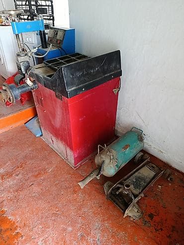 Домкраттар, көтөргүчтөр: Комплект оборудования для шиномонтажа: - Станок для монтажа/демонтажа — 6