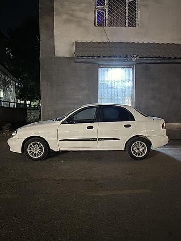 пульт на авто: Daewoo Lanos: 1998 г., 1.5 л, Механика, Бензин — 3