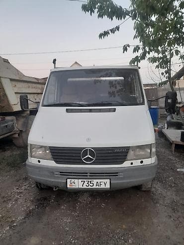 Грузовик, Mercedes-Benz — 1
