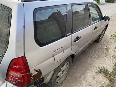 Subaru Forester: 2004 г., Механика, Универсал — 4