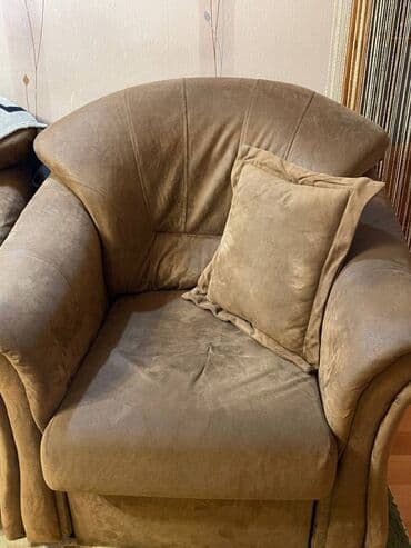 диваны токмок: Раскладной диван, Б/у — 3