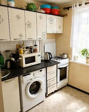 4: 2 комнаты, 42 м², 4 мкр 104 серия, 4 этаж, Косметический ремонт — 4
