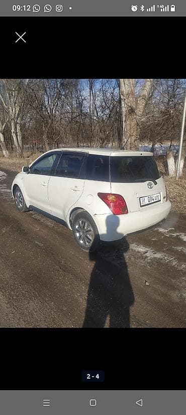 Toyota Ist: 2004 г., 1.3 л, Автомат, Бензин, Хэтчбэк