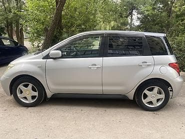 Toyota Ist: 2004 г., 1.3 л, Автомат, Бензин, Хэтчбэк at lalafo.kg Toyota Ist: 2004 г., 1.3 л, Автомат, Бензин, Хэтчбэк