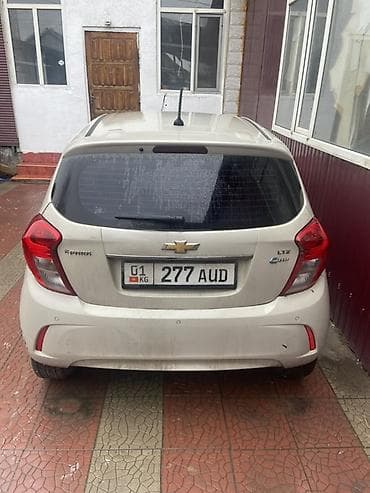 шевролет: Chevrolet Spark: 2016 г., 1 л, Автомат, Бензин, Хэтчбэк — 4