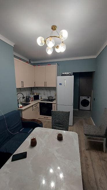 1 бөлмө, Толугу менен эмереги бар