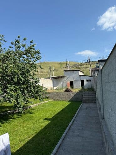 дом село орто сай: Үй, 102 кв. м, 3 бөлмө, Кыймылсыз мүлк агенттиги, Евро оңдоо — 1