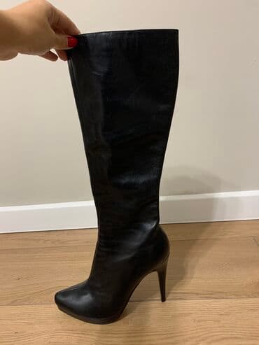 обувь для дома: Кожаные сапоги деми 39 размер, высота: ниже колена — 1