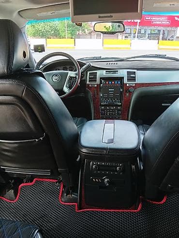 cadi: Cadillac Escalade: 2006 г., 6.2 л, Автомат, Бензин, Внедорожник — 9