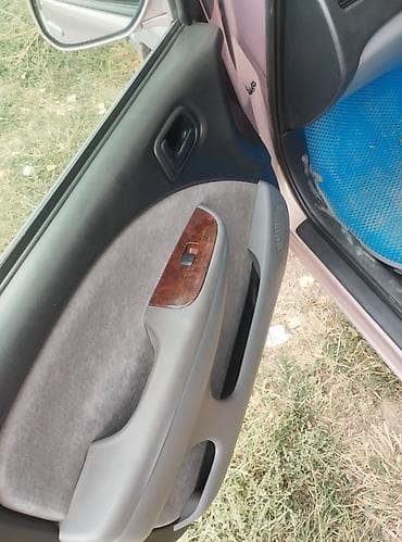Продажа авто: Toyota Raum: 2002 г., 1.5 л, Автомат, Бензин, Универсал — 5