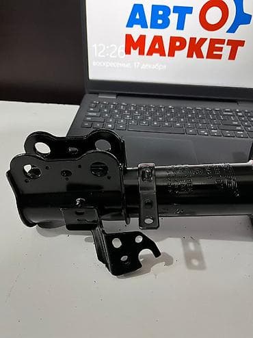 carina: Передний амортизатор Toyota 1997 г., Новый — 4