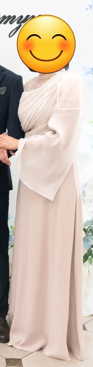 вечерний костюм: Продаю шикарное платье, на рост 166-168 см, вес до 63 кг. Одевали 1 — 3