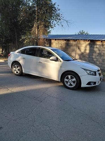 серв машина: Chevrolet Cruze: 2010 г., 1.8 л, Автомат, Бензин, Седан — 3